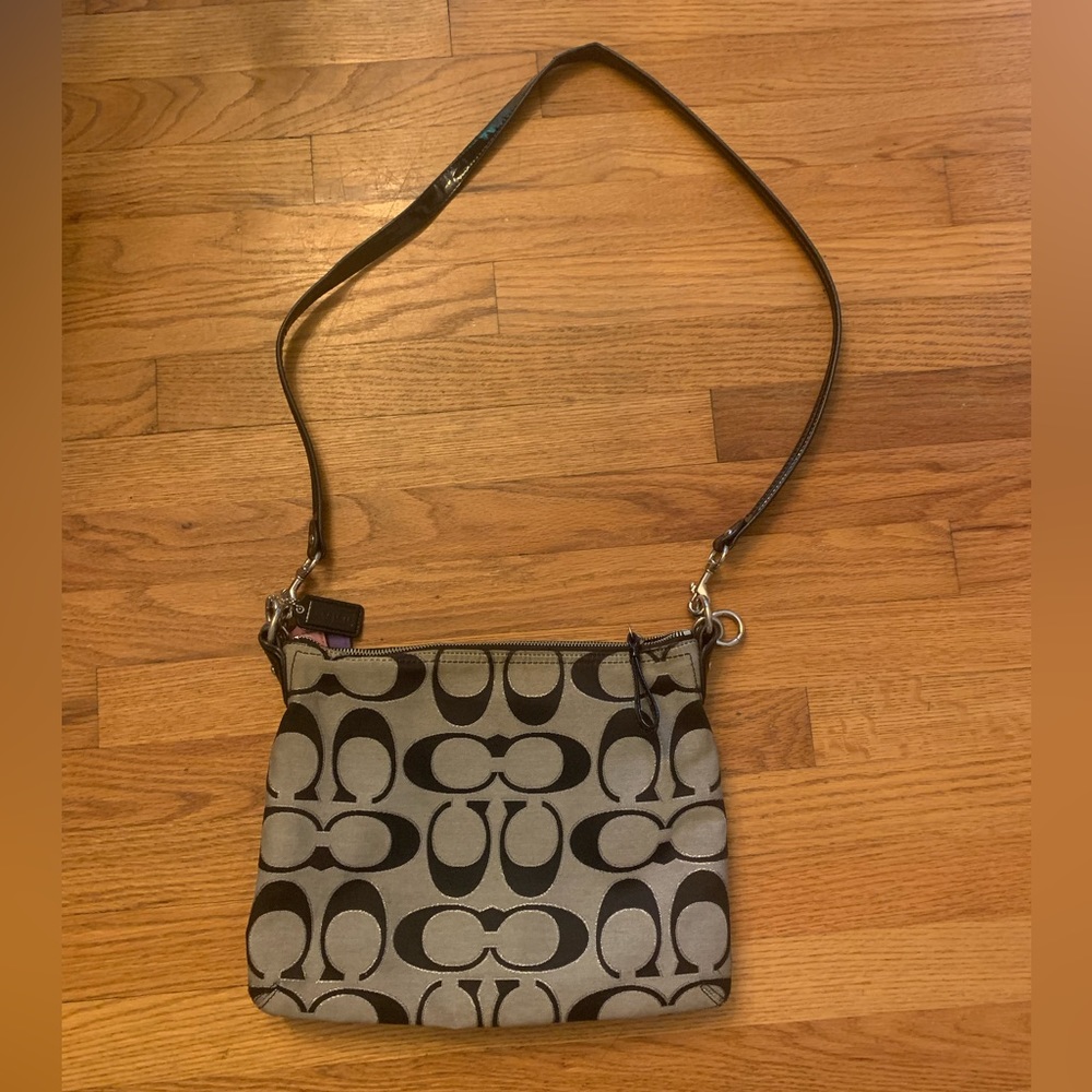 Signature Black Logo Coach Purse w Long Straps